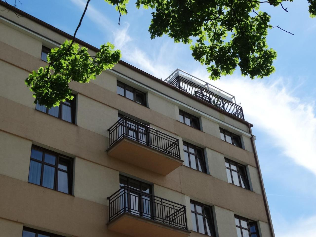Gaja Aparthotel Poznan Exterior photo